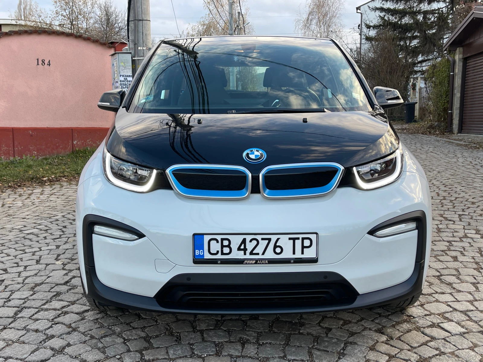 BMW i3 120Ah, 42.2kWh, 27000Km! 07.2020г.Гаранция до 2028 - изображение 3