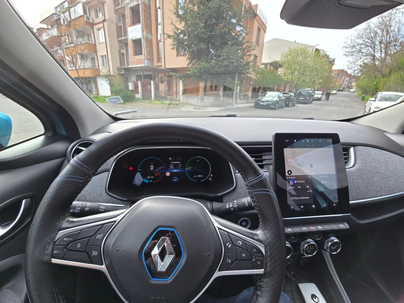 Renault Zoe R135 Intense 52 kWh - изображение 8