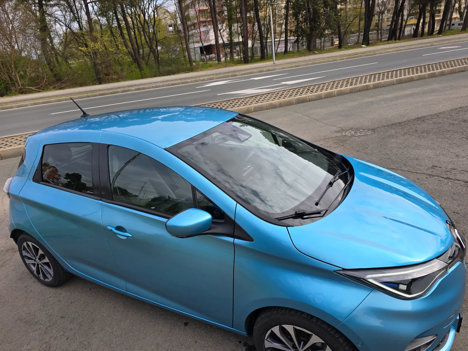 Renault Zoe R135 Intense 52 kWh - изображение 7