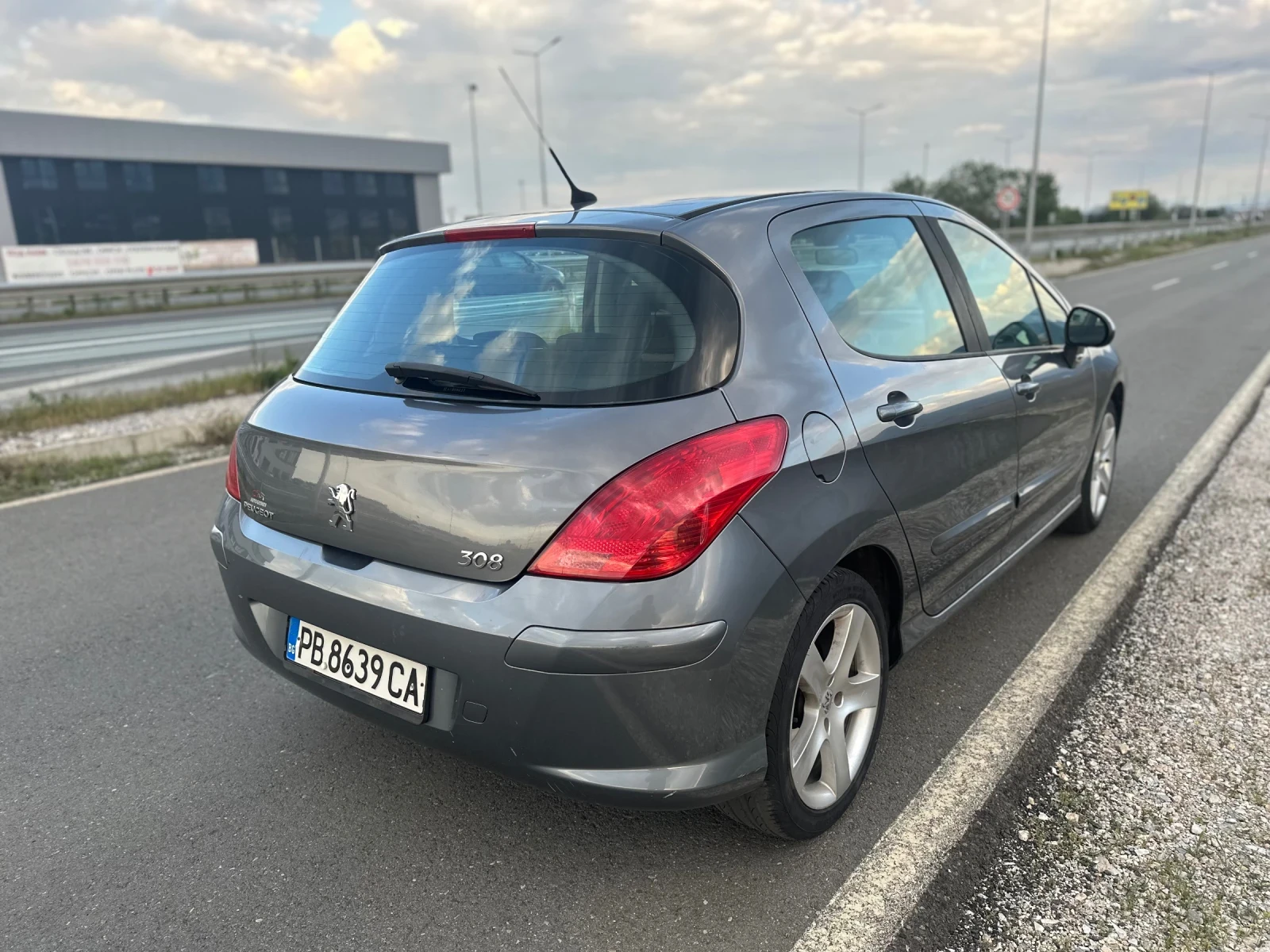 Peugeot 308  - изображение 2