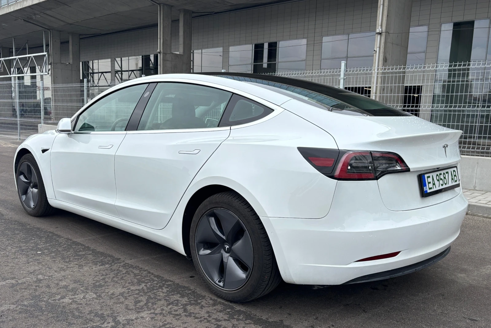 Tesla Model 3 4x4 * Long Range * Dual Motor * В ГАРАНЦИЯ - изображение 6