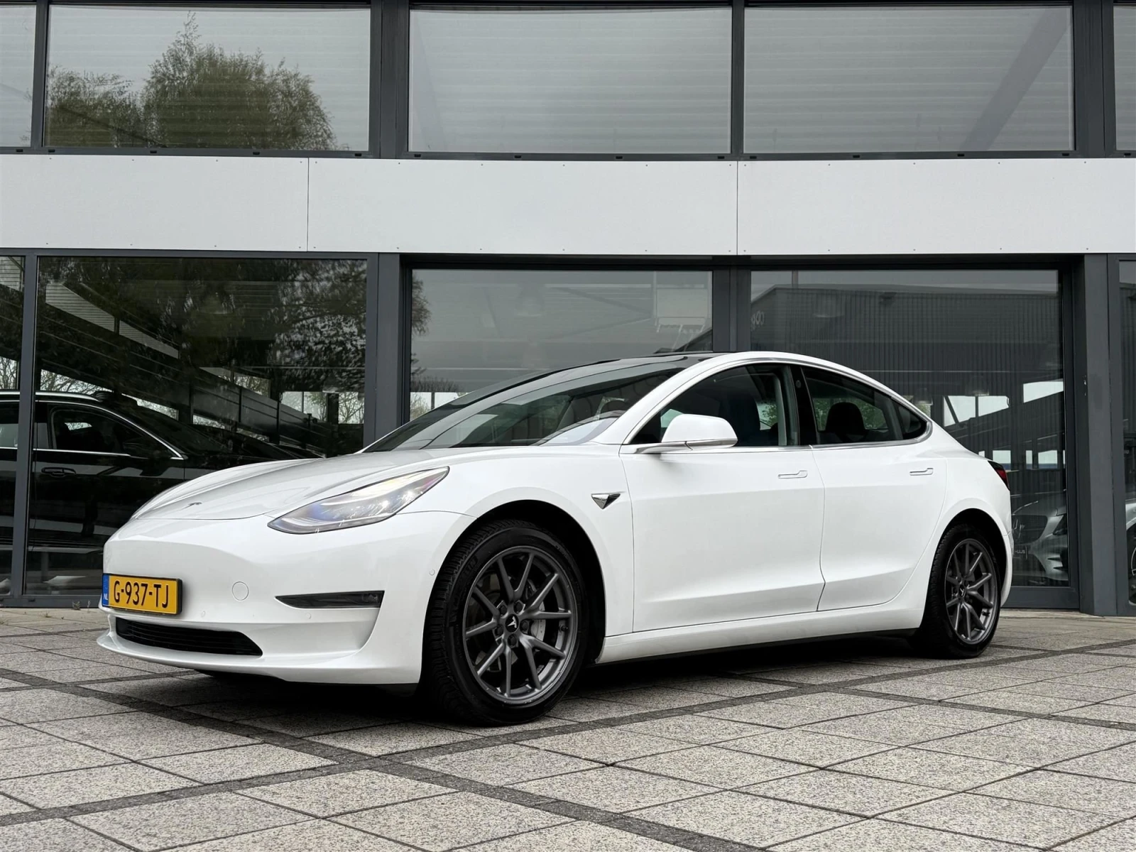 Tesla Model 3 4x4 * Long Range * Dual Motor * В ГАРАНЦИЯ - изображение 4