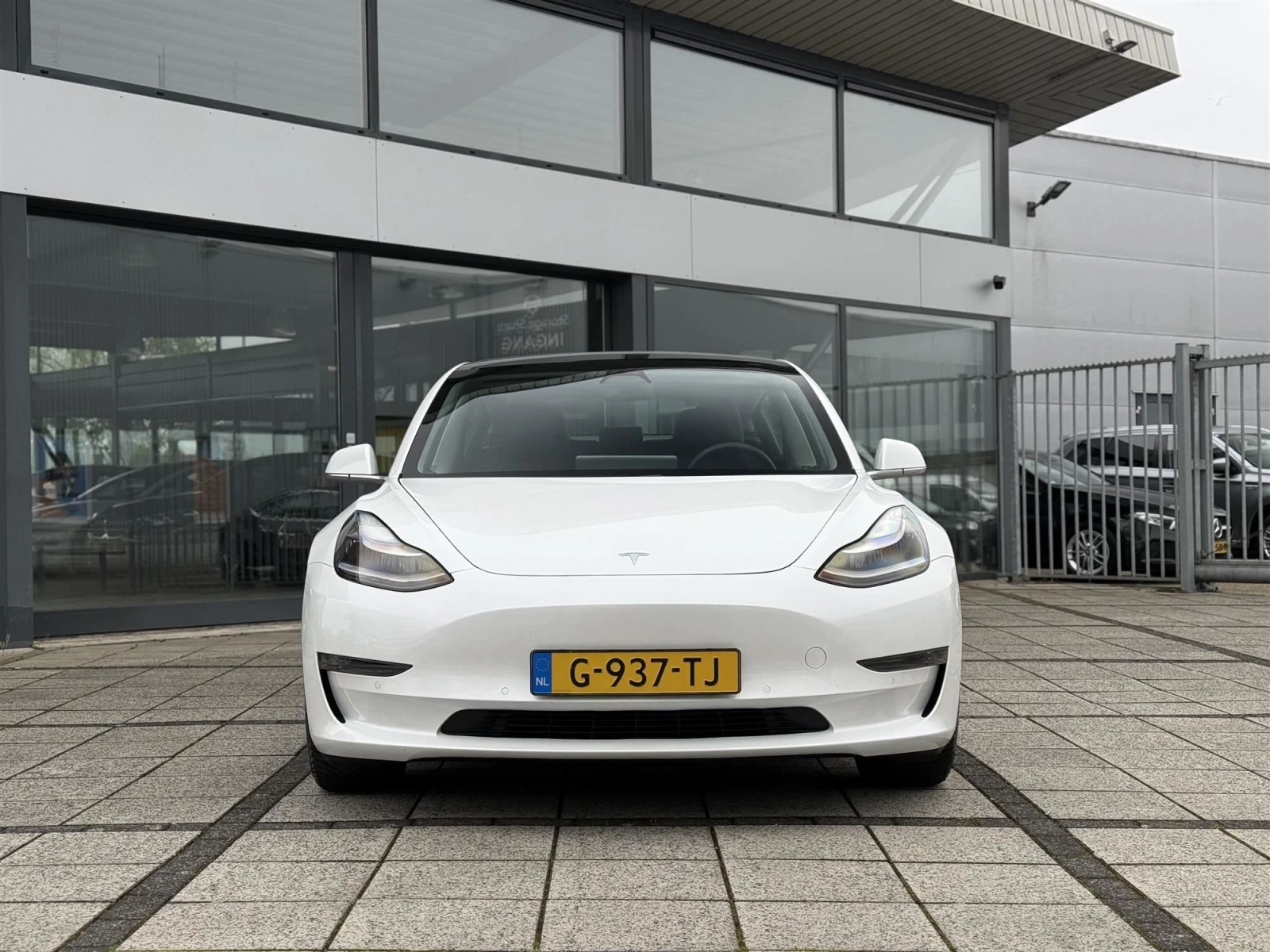 Tesla Model 3 4x4 * Long Range * Dual Motor * В ГАРАНЦИЯ - изображение 3