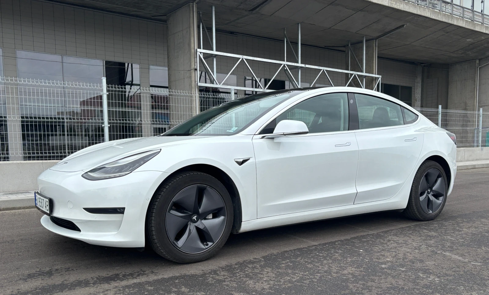 Tesla Model 3 4x4 * Long Range * Dual Motor * В ГАРАНЦИЯ - изображение 3