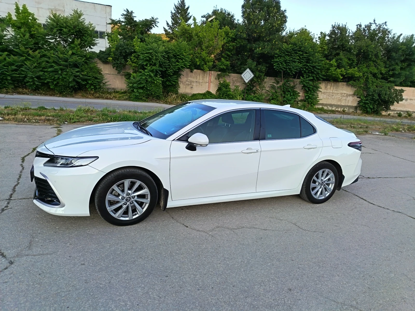 Toyota Camry Sedan - изображение 4