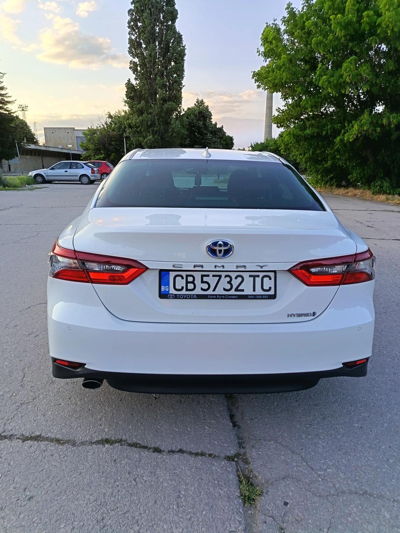 Toyota Camry Sedan - изображение 6