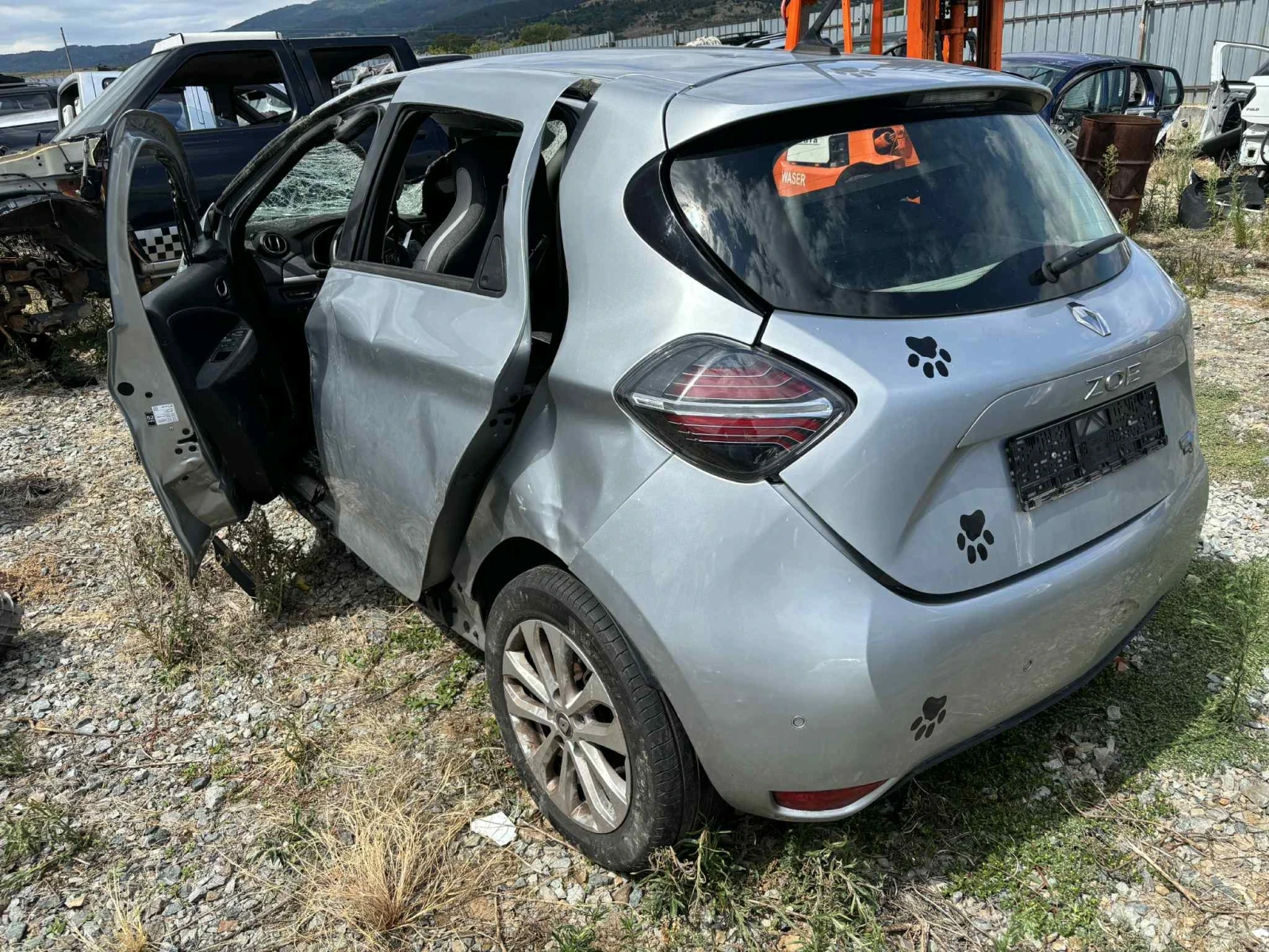 Renault Zoe  - изображение 8