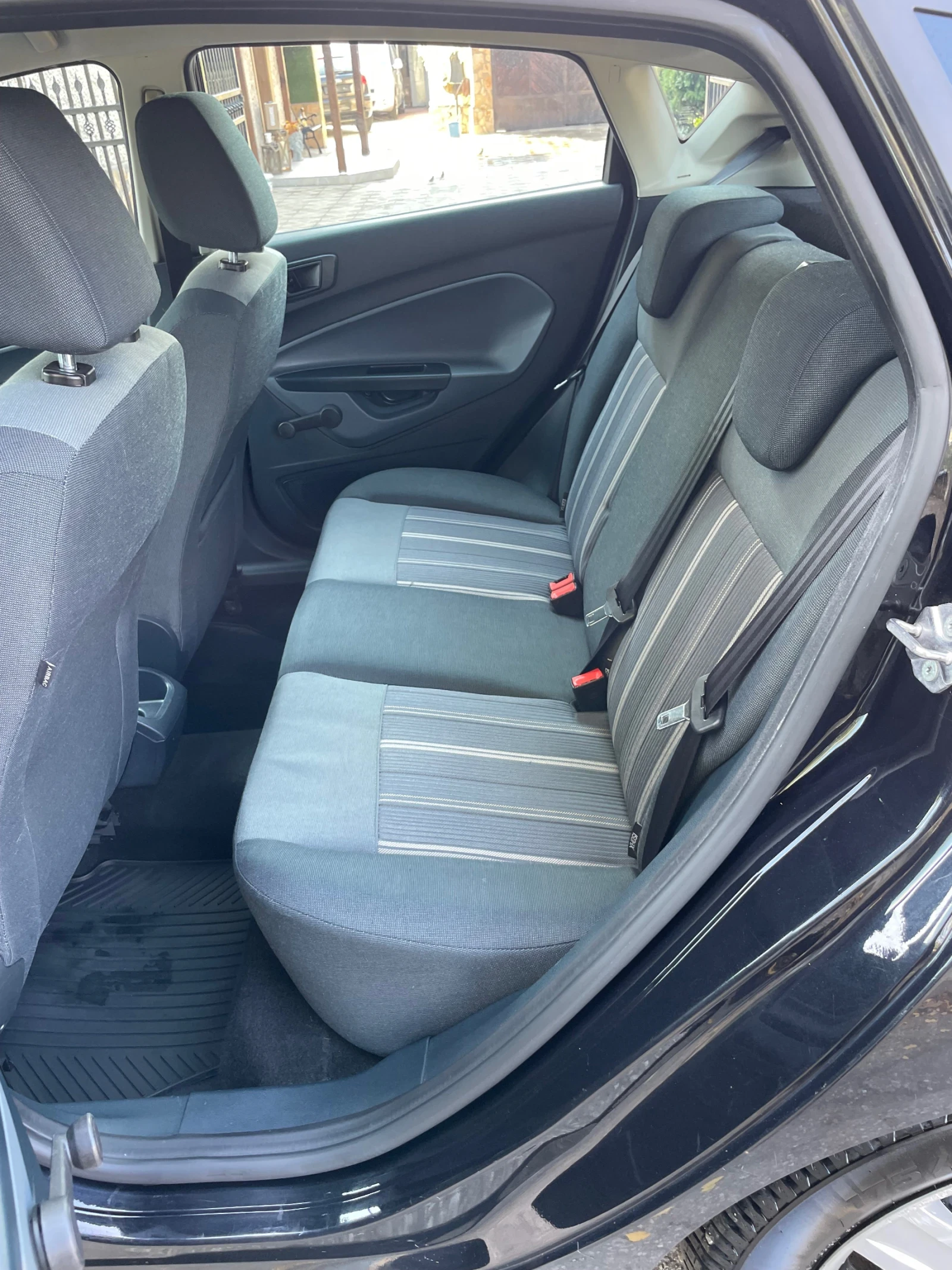 Ford Fiesta 1.6tdci - изображение 10