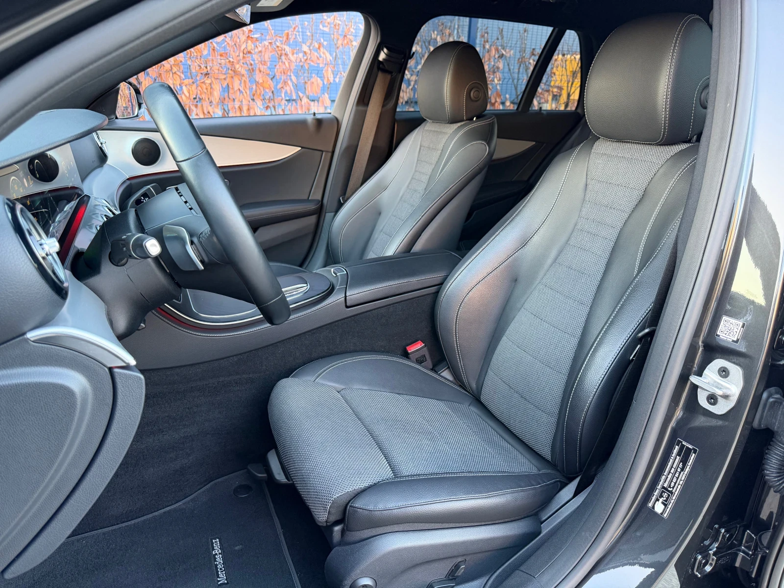 Mercedes-Benz E 220 200к.с | EQPOWER | FACELIFT | DIGITAL | ПЪЛ. СЕРВ. - изображение 7