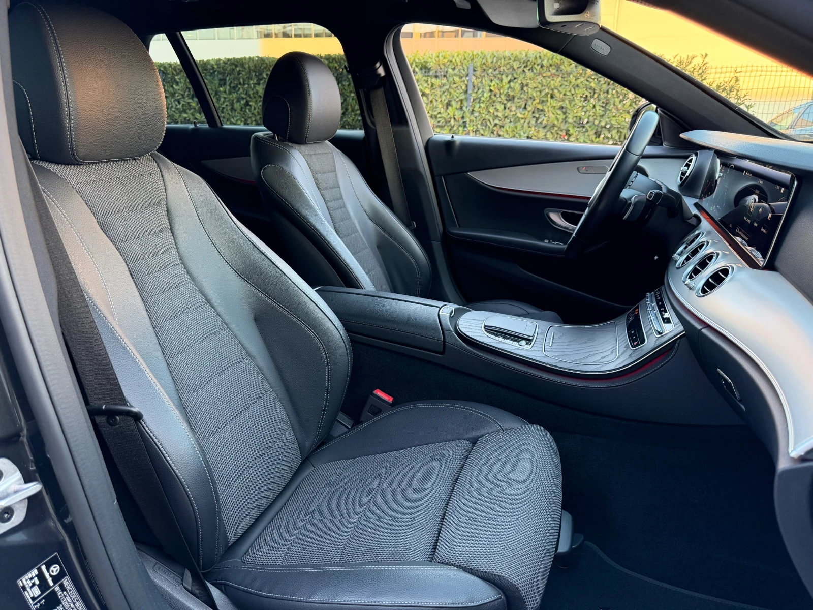 Mercedes-Benz E 220 200к.с | EQPOWER | FACELIFT | DIGITAL | ПЪЛ. СЕРВ. - изображение 10