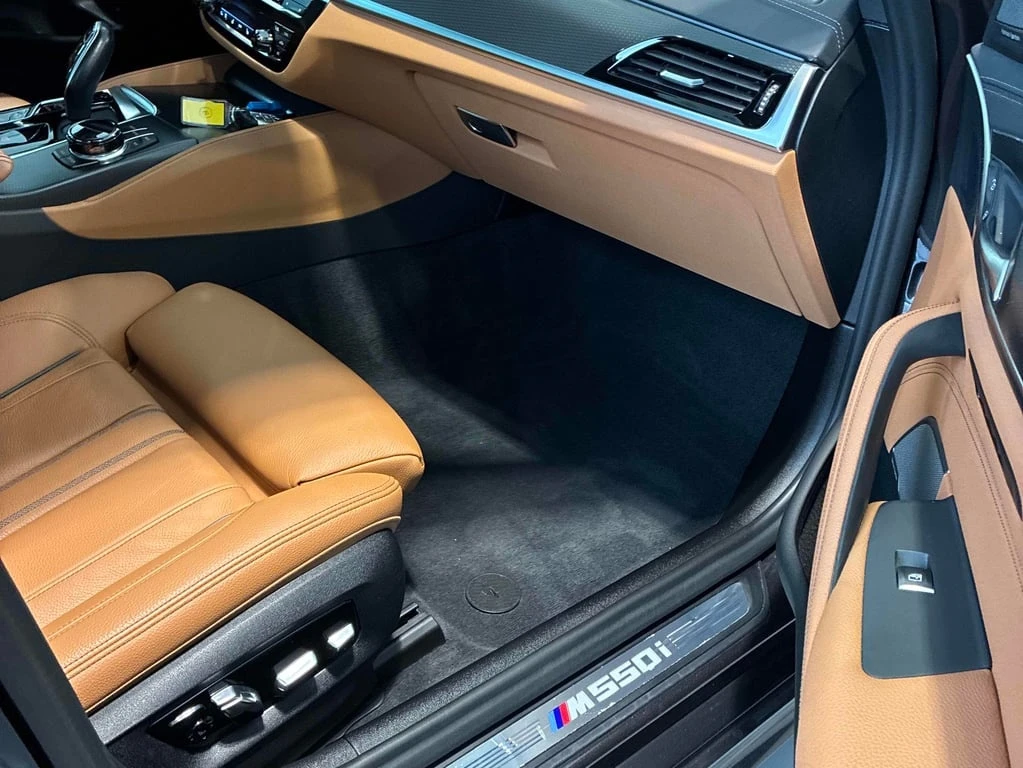 BMW 550 * M550i xDrive * CARFAX * ���� �� �� | Mobile.bg � ����������� 13