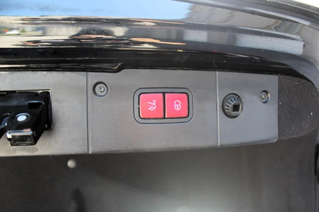 Mercedes-Benz CLS 63 AMG АвтоКредит* (ЦЕНА ДО БГ) - изображение 7