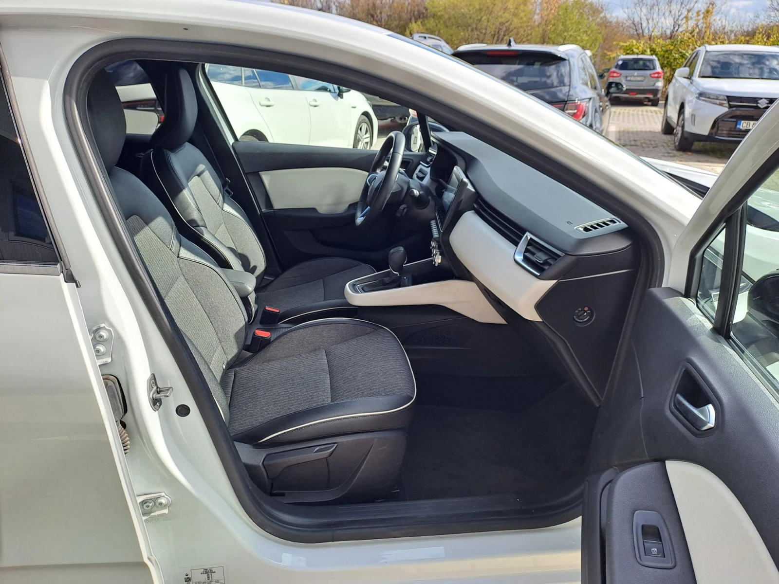 Renault Clio 1.0 TCe 90 k.c. AUTOMATIC | Mobile.bg � ����������� 12