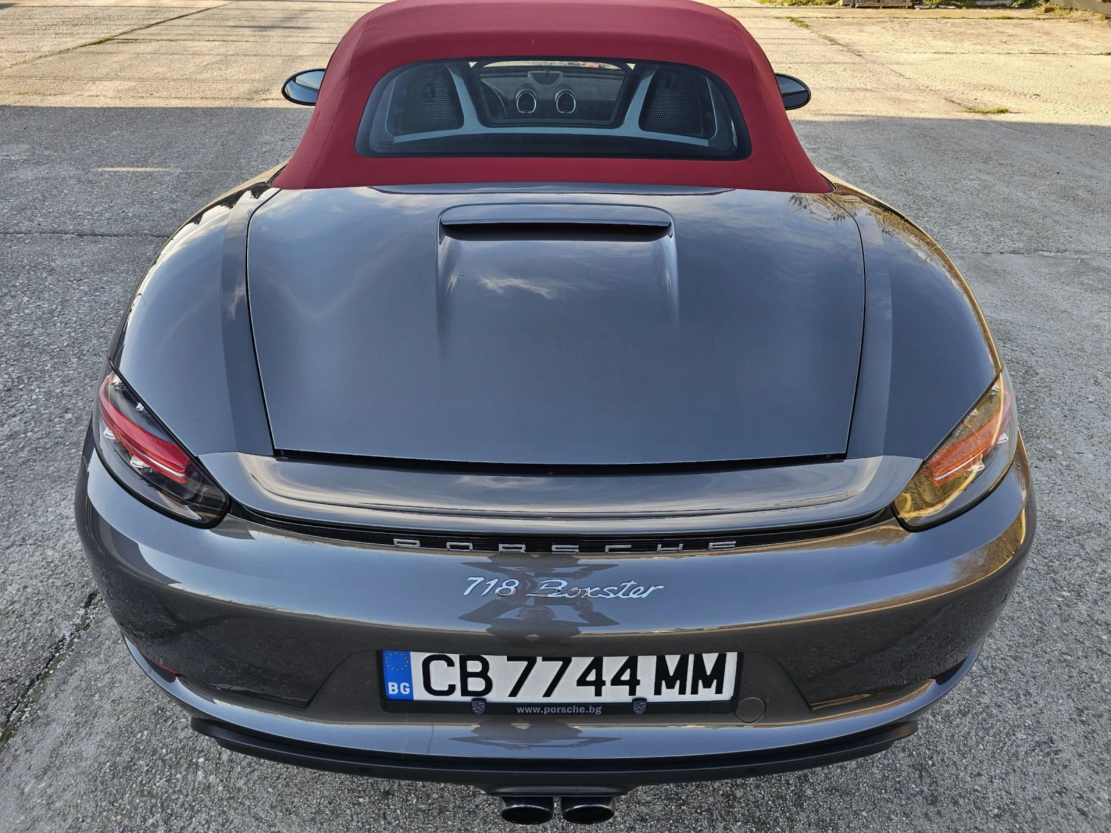 Porsche Boxster 718, снимка 2 - Автомобили и джипове - 54085843