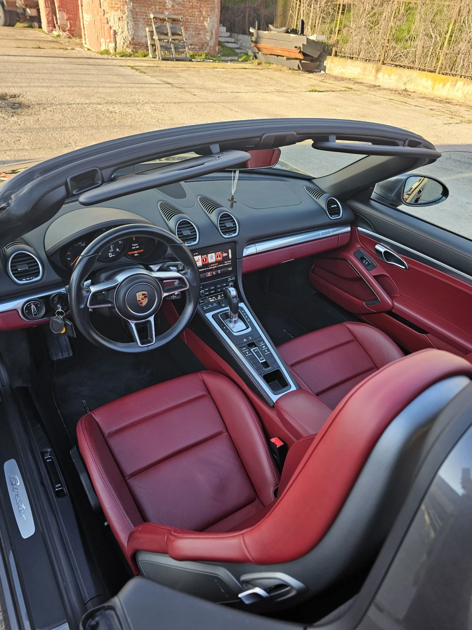 Porsche Boxster 718, снимка 17 - Автомобили и джипове - 54085843