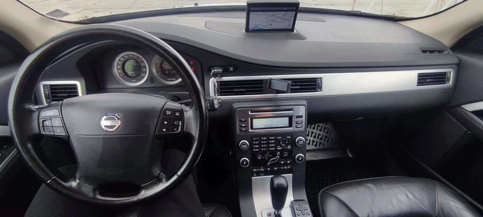 Volvo Xc70 3.2 AWD, Ocean Race, LPG, снимка 9 - Автомобили и джипове - 54090907