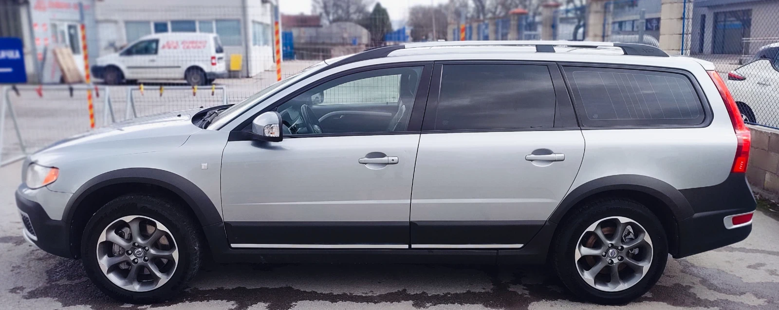 Volvo Xc70 3.2 AWD, Ocean Race, LPG, снимка 6 - Автомобили и джипове - 54090907