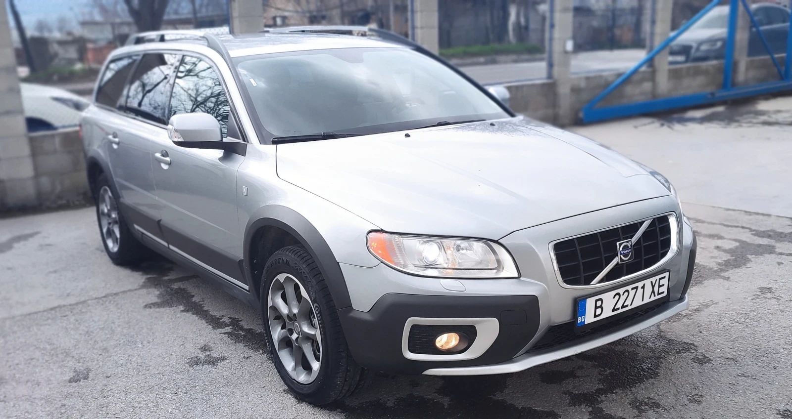 Volvo Xc70 3.2 AWD, Ocean Race, LPG, снимка 2 - Автомобили и джипове - 54090907