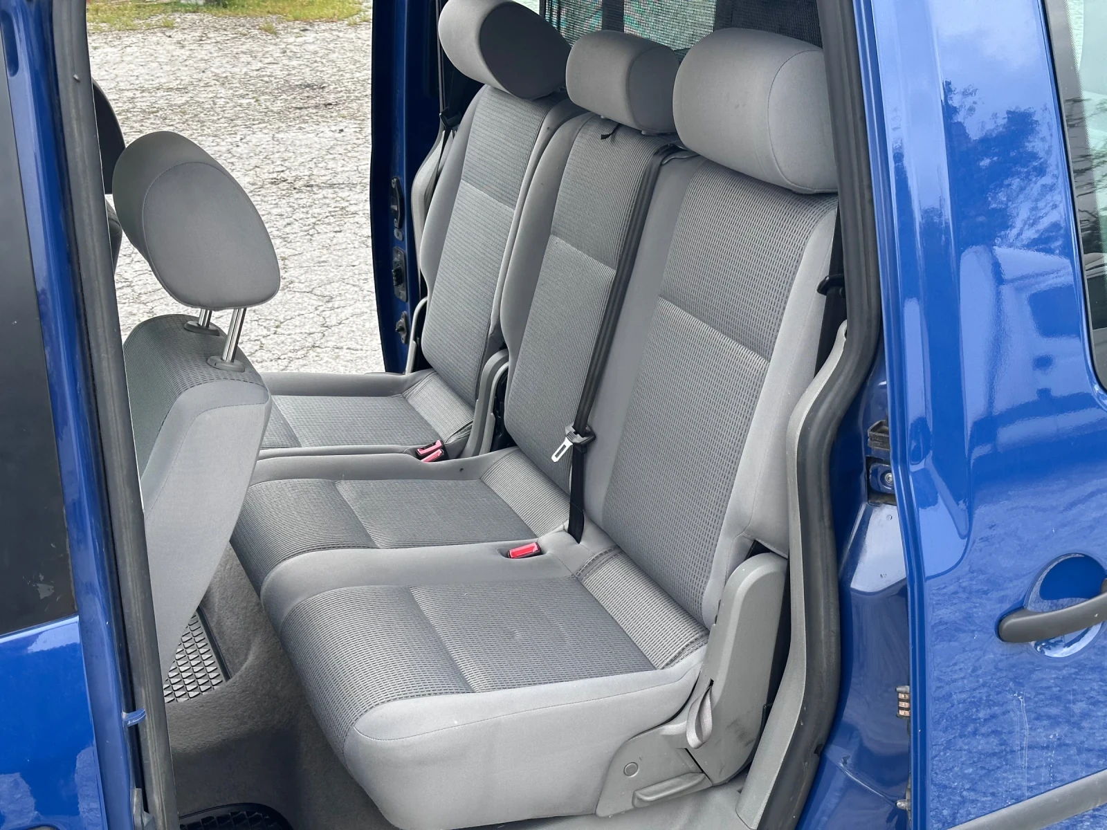 VW Caddy * LIFE* 1.9TDI* ПЪТНИЧЕСКО* НОВ ВНОС* НЕМСКА!, снимка 12 - Автомобили и джипове - 54484502
