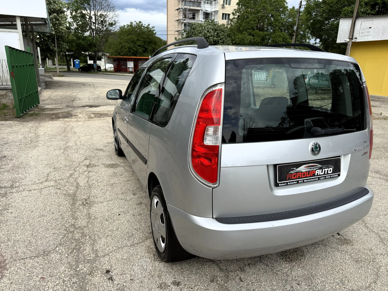 Skoda Roomster 1.2i 12v 64 к.с., снимка 4 - Автомобили и джипове - 54611510