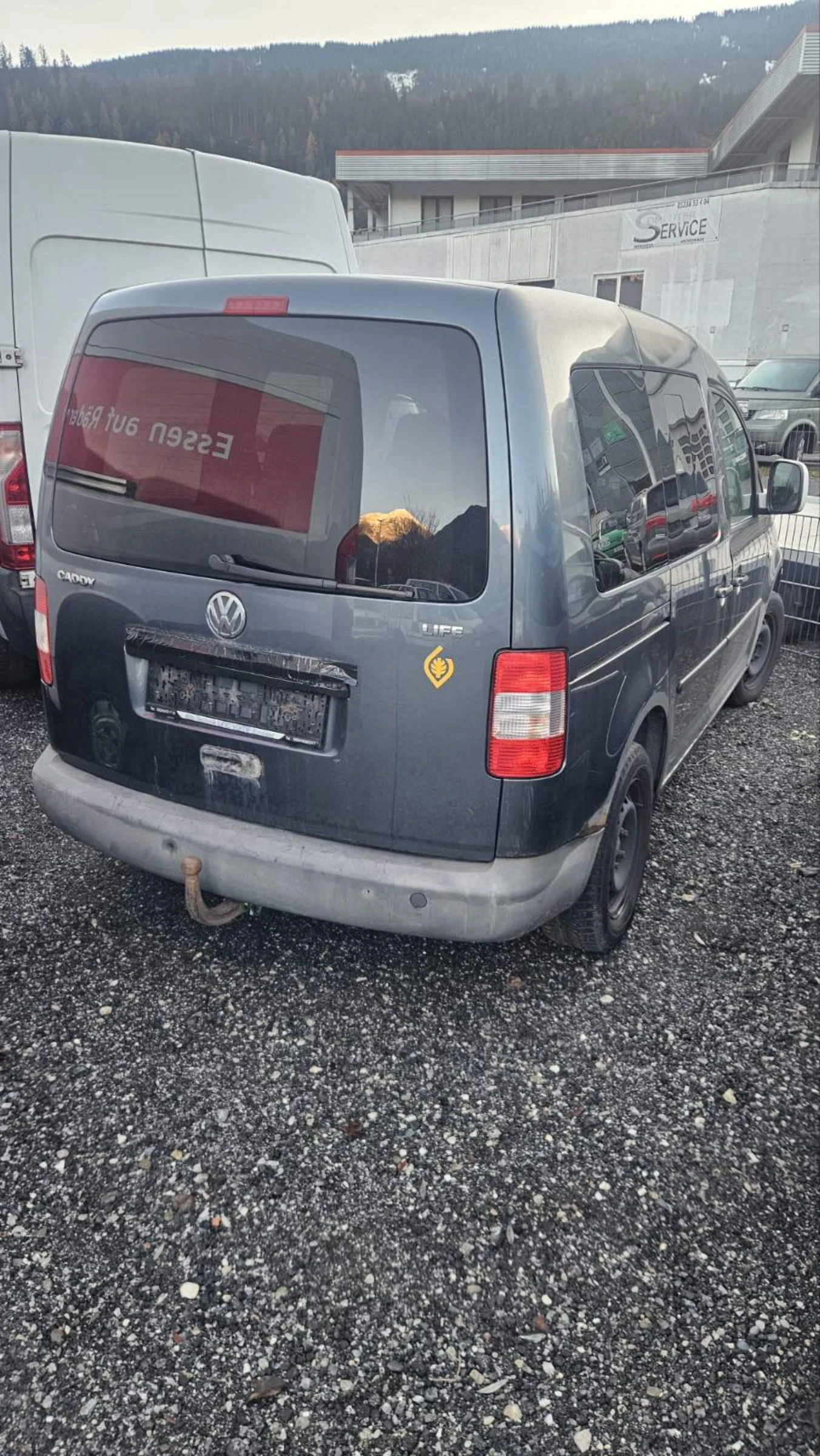VW Caddy 1.6 , снимка 4 - Автомобили и джипове - 54715776