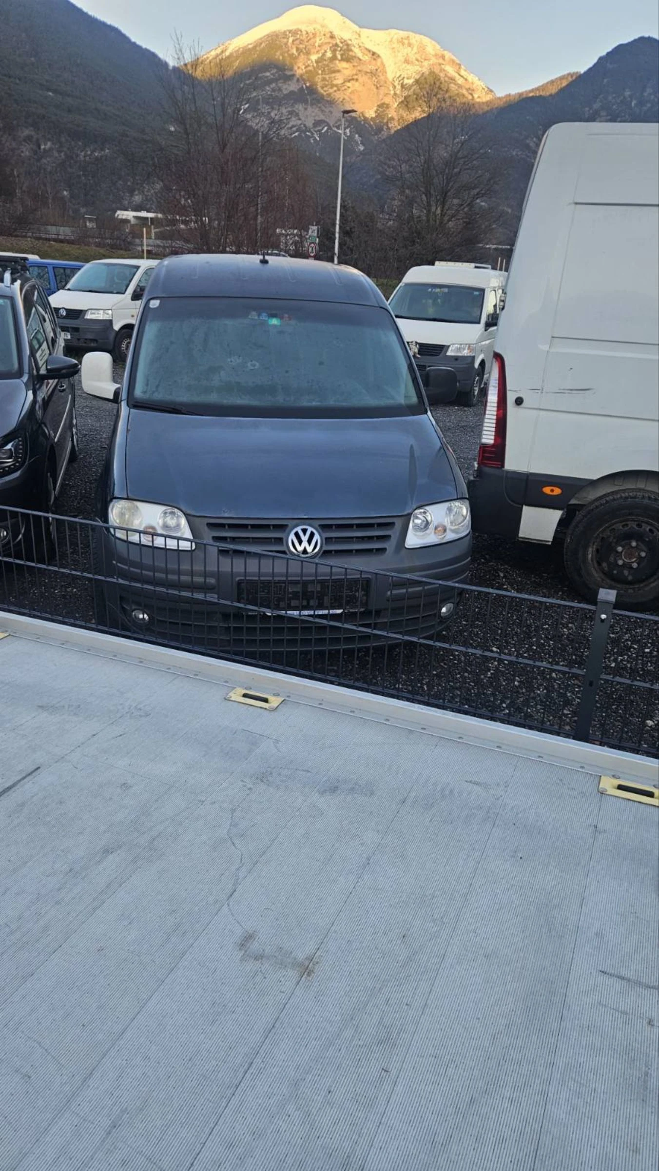 VW Caddy 1.6 