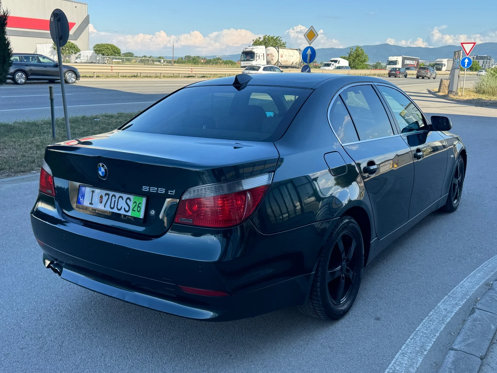 BMW 525 D, снимка 4 - Автомобили и джипове - 54963813