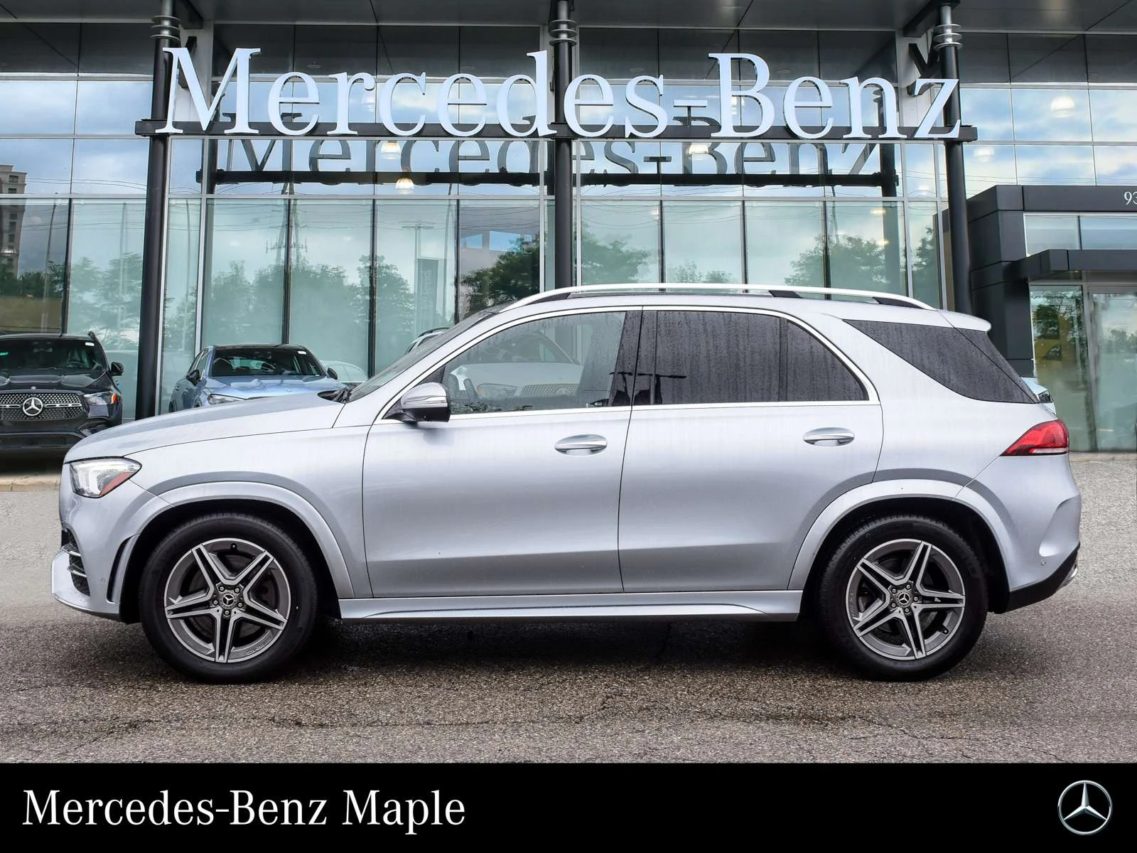 Mercedes-Benz GLE 450 4MATIC/ PREMIUM/ SPORT/ HITCH/ HEAD-UP/ЦЕНА ДО БГ , снимка 3 - Автомобили и джипове - 55010612