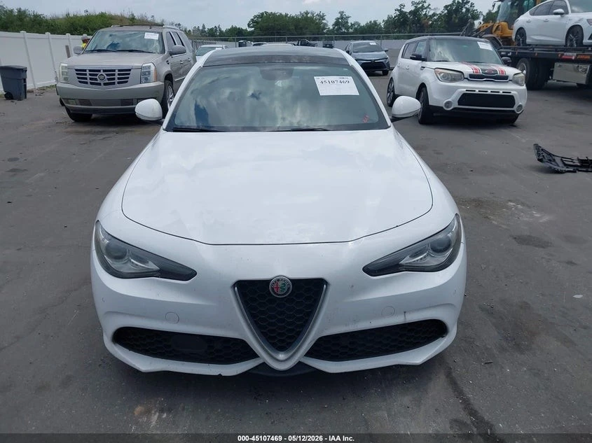 Alfa Romeo Giulia TI SPORT RWD* TURBO 280HP* КЛИП НА МОТОРА, снимка 13 - Автомобили и джипове - 55064542