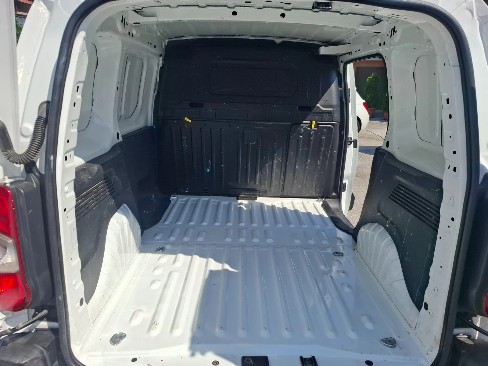 Opel Combo 1.6 , снимка 12 - Автомобили и джипове - 55097774