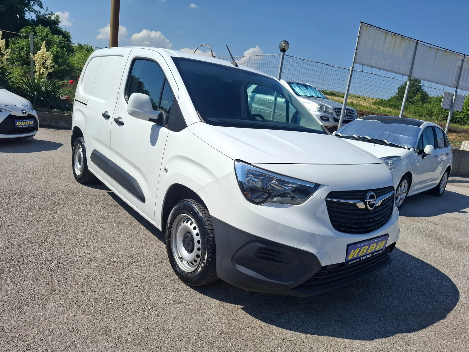 Opel Combo 1.6 , снимка 15 - Автомобили и джипове - 55097774