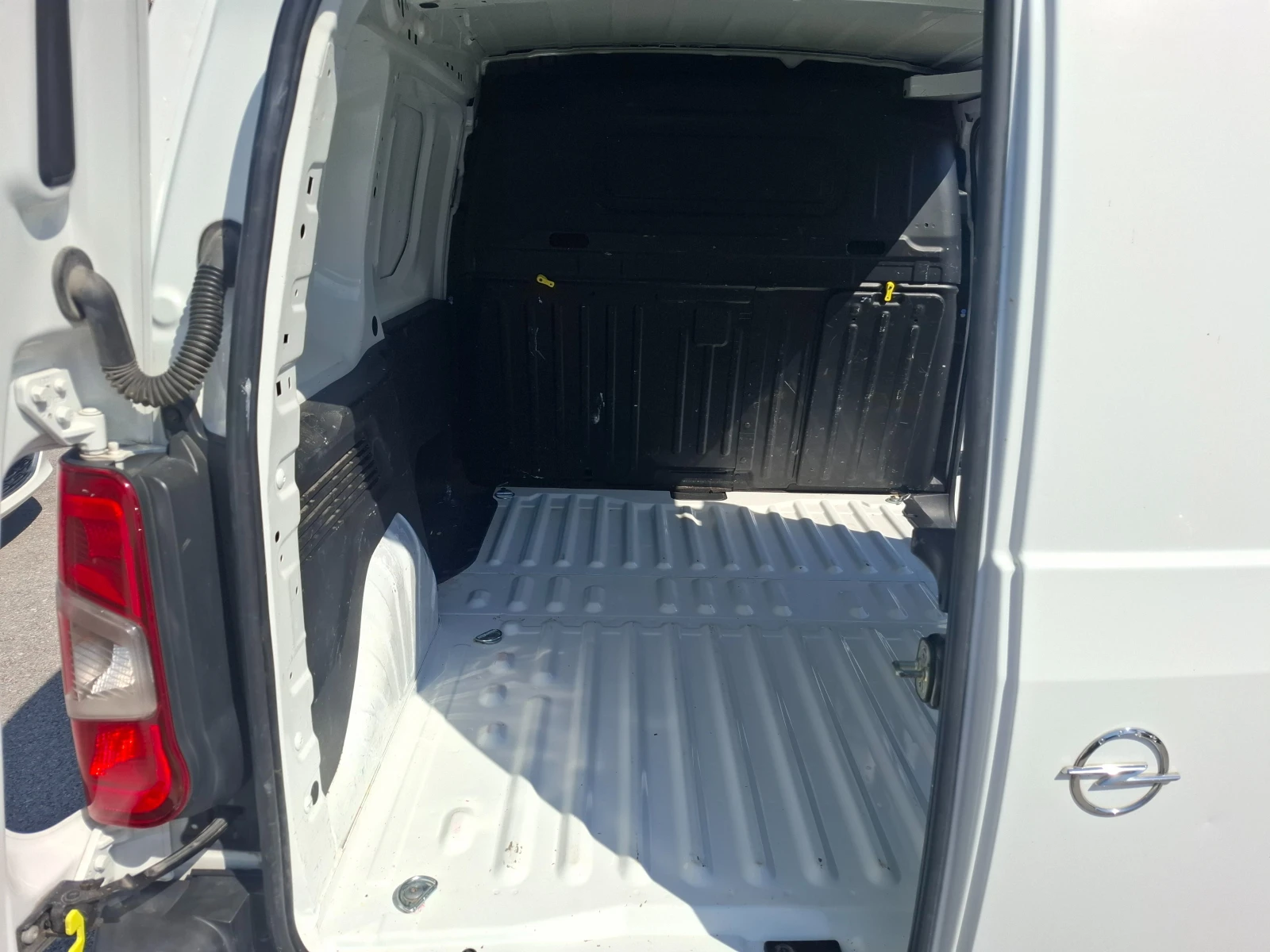 Opel Combo 1.6 , снимка 11 - Автомобили и джипове - 55097774