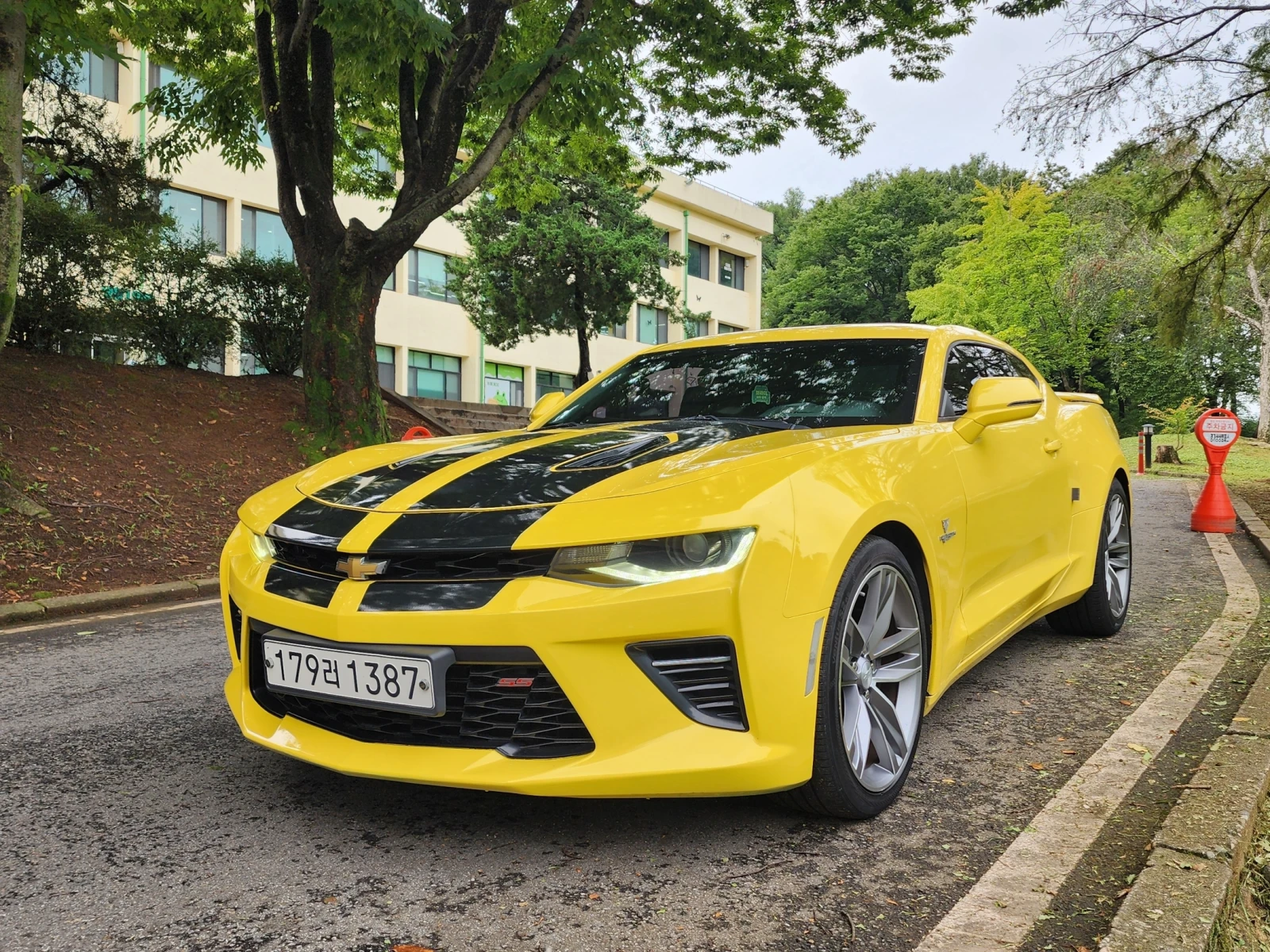 Chevrolet Camaro SS 6.2 V8 autogeorge.com
