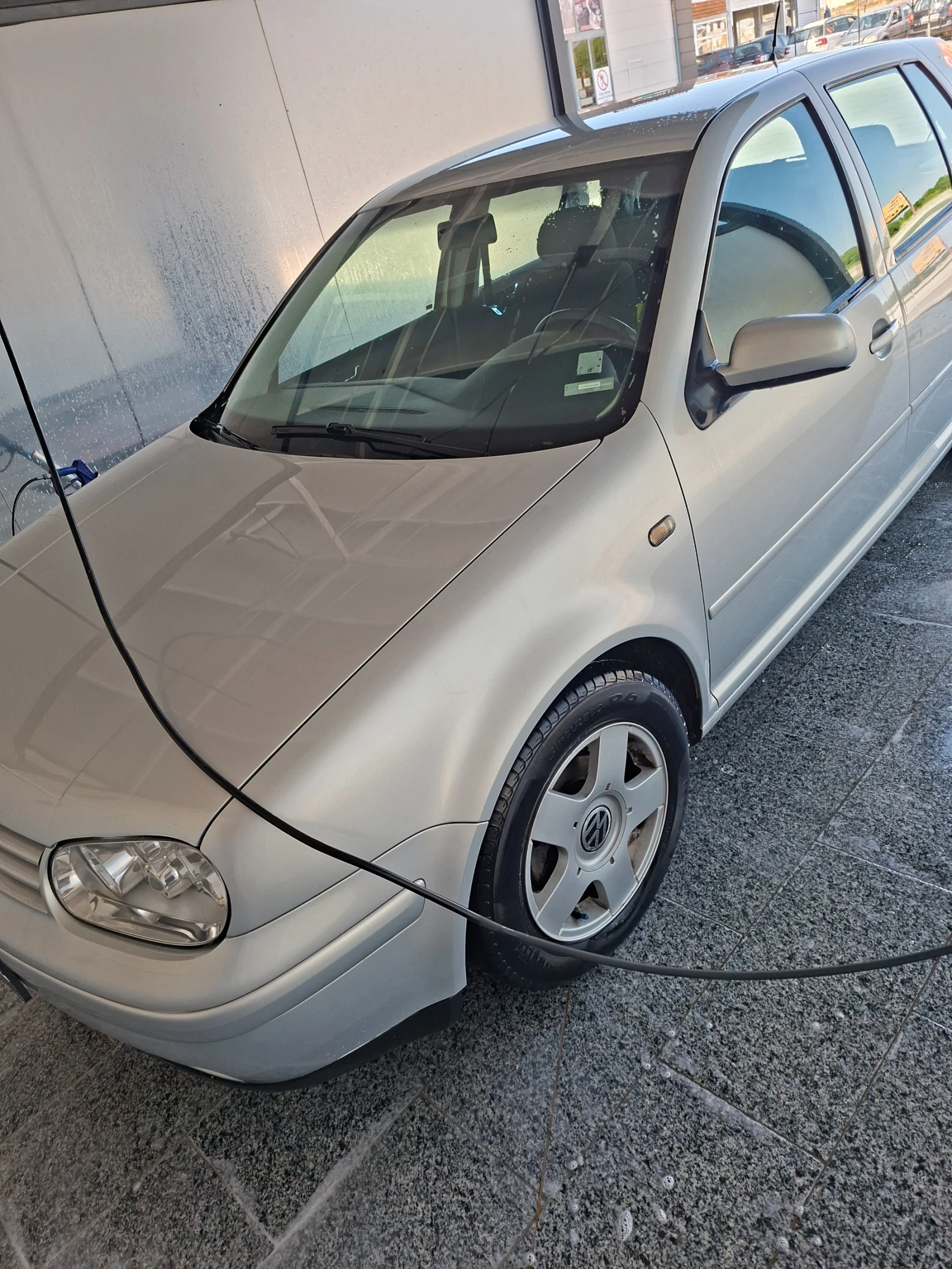 VW Golf