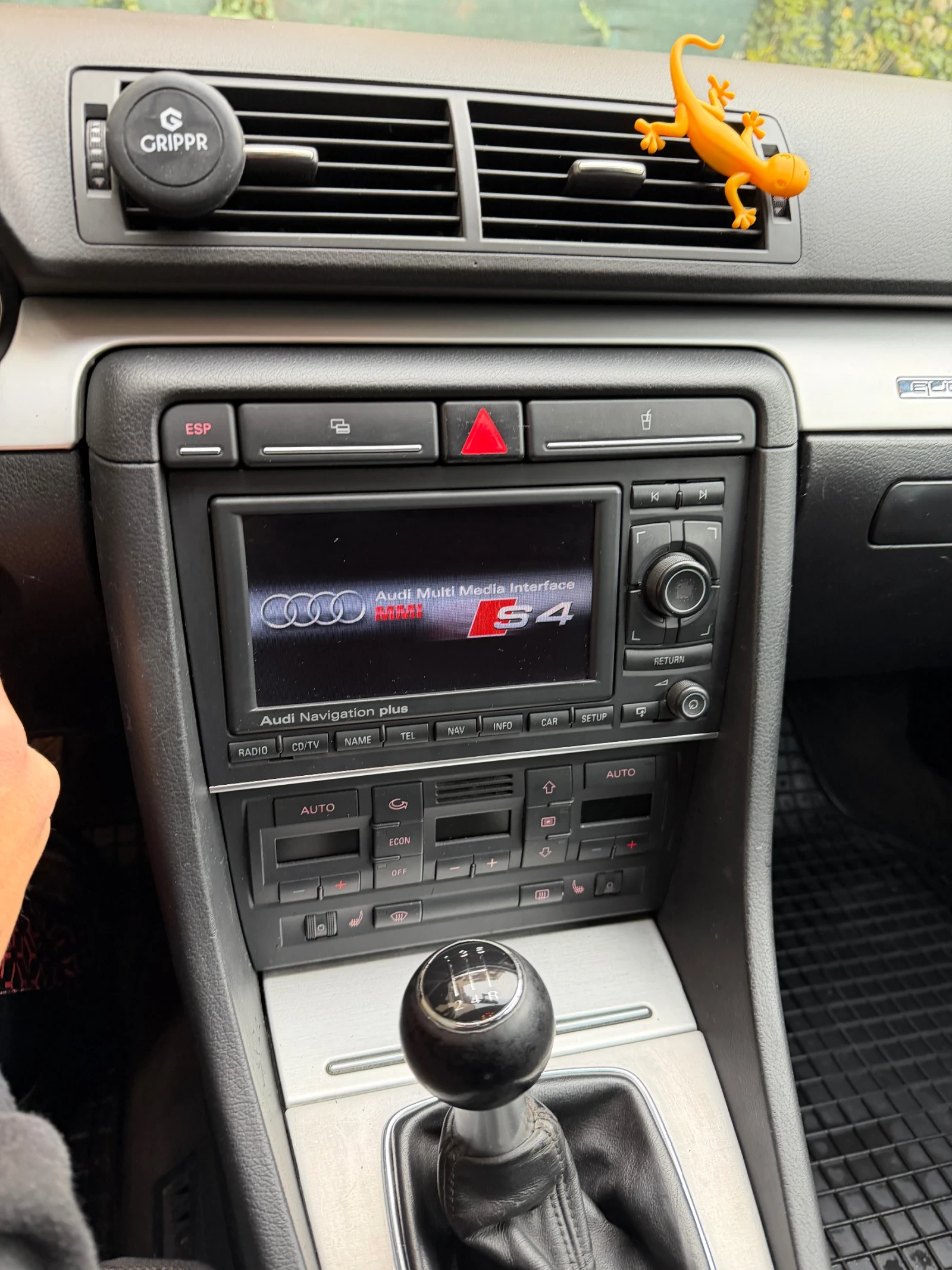 Audi A4 1.8TQ , снимка 9 - Автомобили и джипове - 56533862