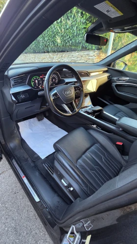 Audi Q8 114kwh Sportback ��������, ���������! | Mobile.bg � ����� ������ 8
