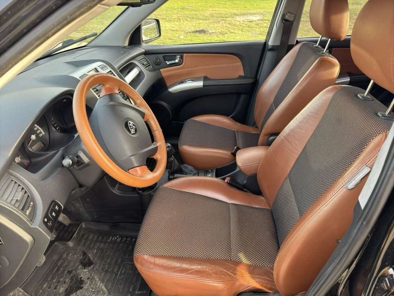 Kia Sportage 2.0 CRDi 4x4, снимка 7 - Автомобили и джипове - 52492543