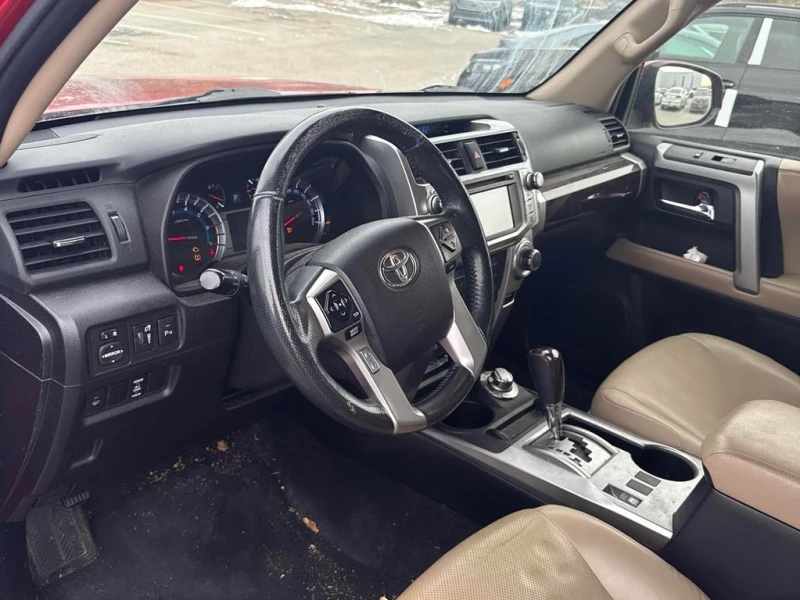 Toyota 4runner * SR5 * CARFAX * БЕЗ ПЪРВОНАЧАЛНА ВНОСКА, снимка 5 - Автомобили и джипове - 52698132