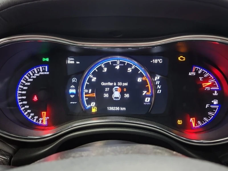 Jeep Grand cherokee * SRT * CARFAX * БЕЗ ПЪРВОНАЧАЛНА ВНОСКА, снимка 9 - Автомобили и джипове - 53097888