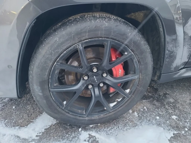 Jeep Grand cherokee * SRT * CARFAX * БЕЗ ПЪРВОНАЧАЛНА ВНОСКА, снимка 6 - Автомобили и джипове - 53097888