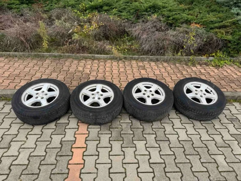 Jeep Grand cherokee 4.0 benzin, снимка 17 - Автомобили и джипове - 53490679