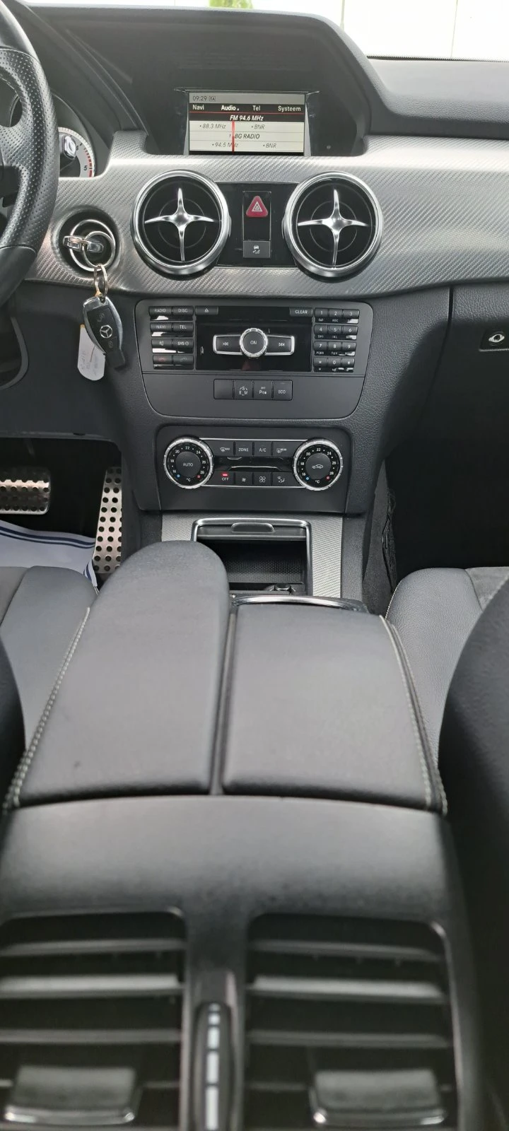 Mercedes-Benz GLK 2.2CDI Face LED Navi, снимка 12 - Автомобили и джипове - 47197152