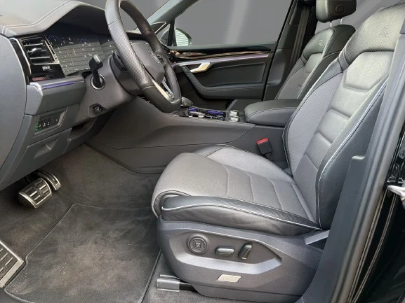 VW Touareg .0 TDI 4Motion = R-line = Гаранция, снимка 5 - Автомобили и джипове - 54158029