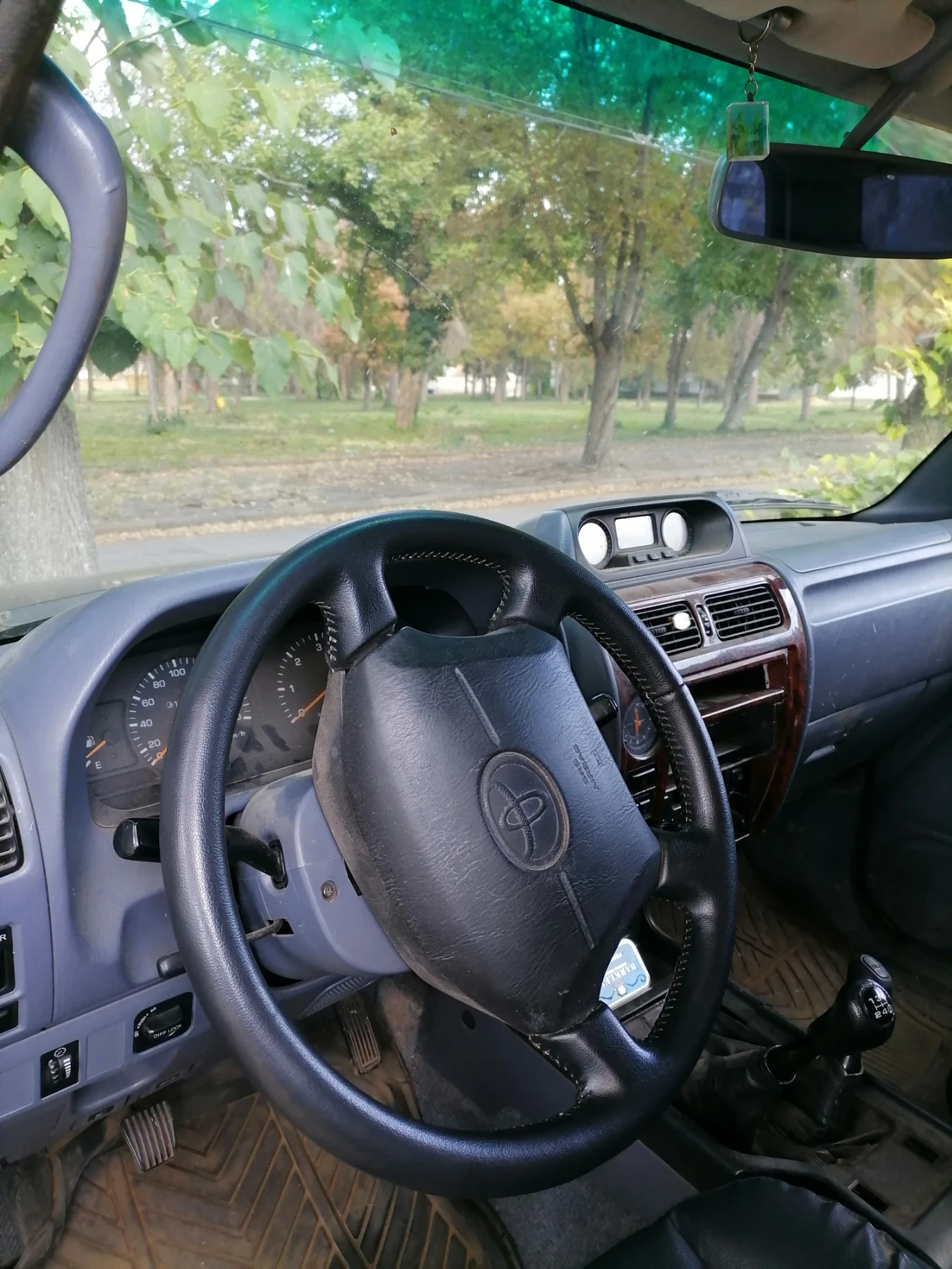 Toyota Land cruiser  - изображение 8