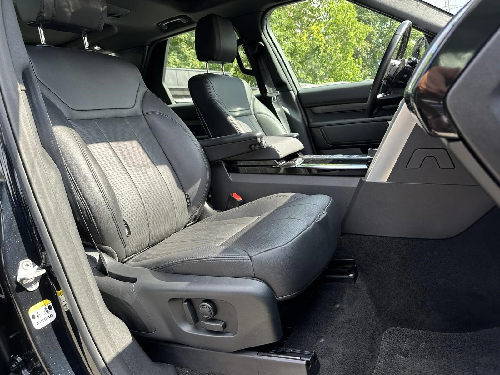 Land Rover Discovery 2.0 Si4 HSE | Mobile.bg   11