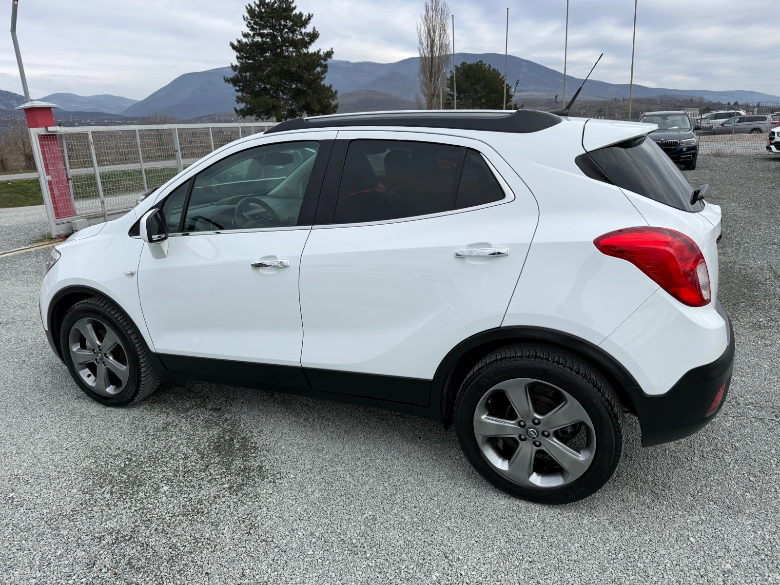 Opel Mokka (KATO НОВА) - изображение 9