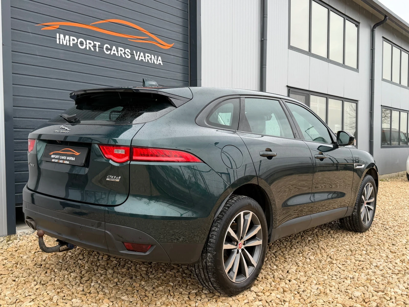 Jaguar F-PACE 2.0D 180k.c 2016 Panorama - изображение 8