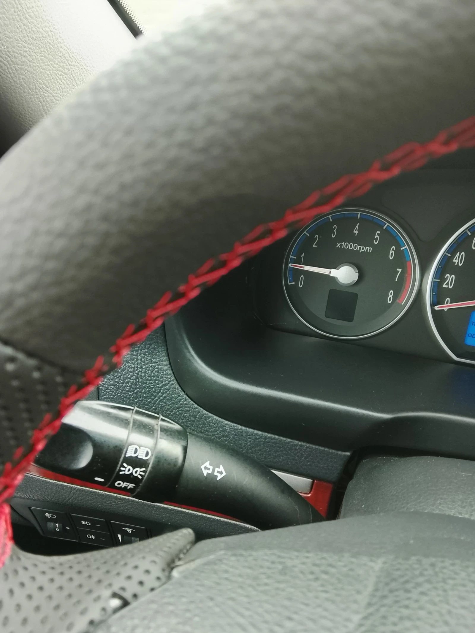 Hyundai Santa fe 2.7/уникат, снимка 11 - Автомобили и джипове - 54218896