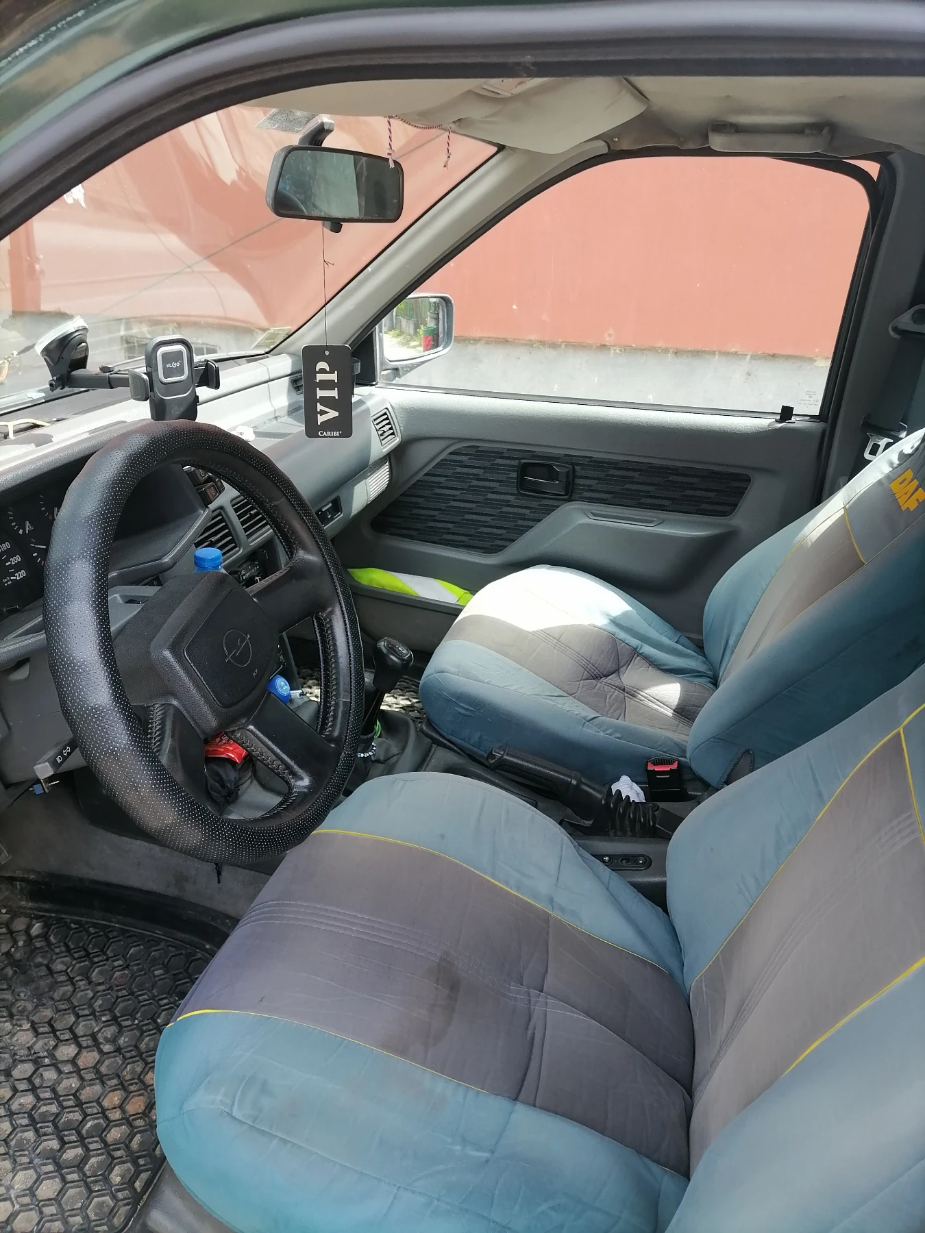 Opel Frontera 2.3DTI, снимка 8 - Автомобили и джипове - 54512820