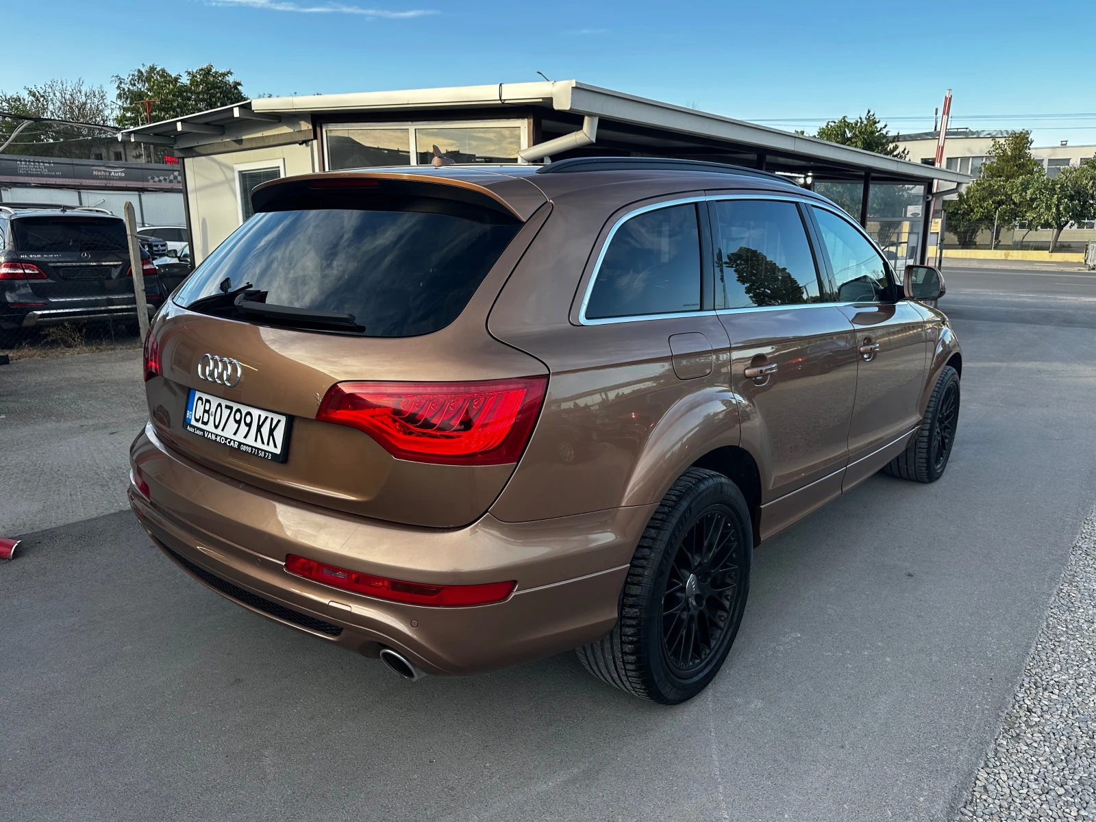 Audi Q7 3.0TDI Face* EXCLUSIVE* S-line* Distronic* FULL, снимка 2 - Автомобили и джипове - 54544167
